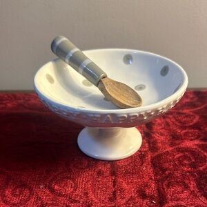 Mud Pie White and Gray Happy Bowl with Spoon